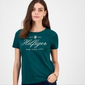 Very Nice Tommy Hilfiger Signature Logo T Shirt Forest Green